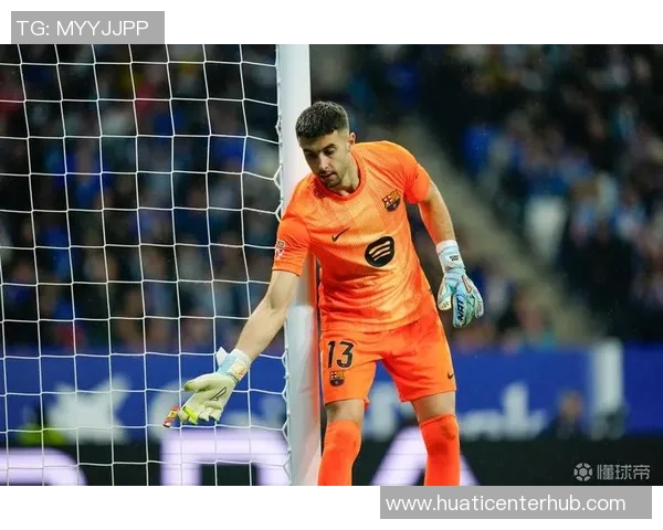 西班牙人球迷对霍安加西亚进行辱骂足协考虑是否展开调查